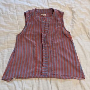 𝅺SLIGHTLY sheer Issue sleeveless TOP size Medium